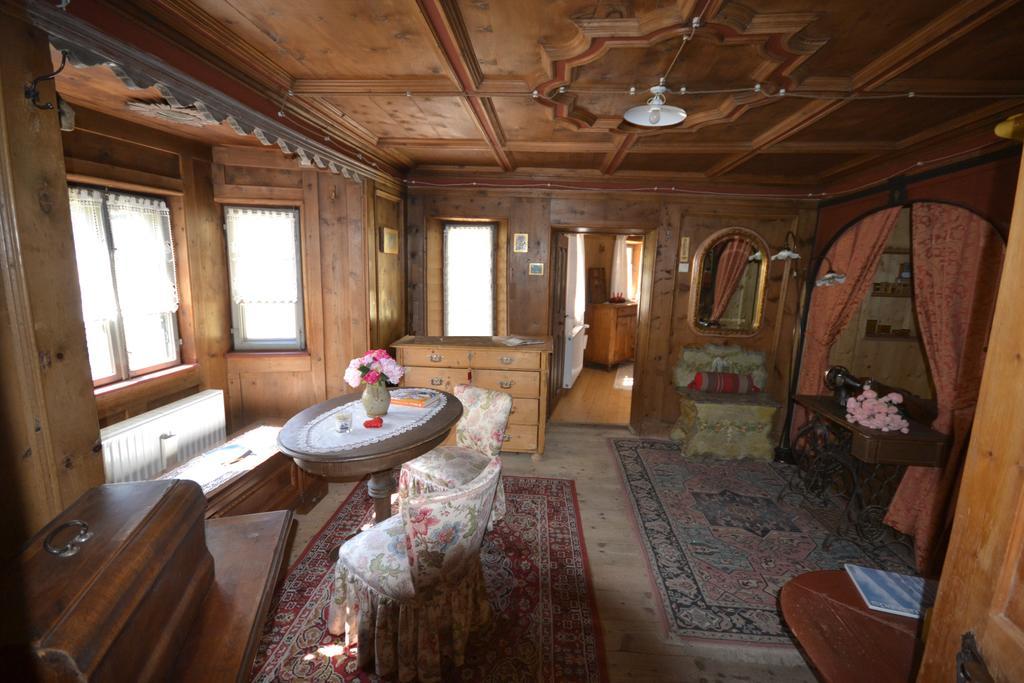 كاستيلو-مولينا دي فيم B&B La Tana Dell'Orso - Die Baerenhoehle الغرفة الصورة
