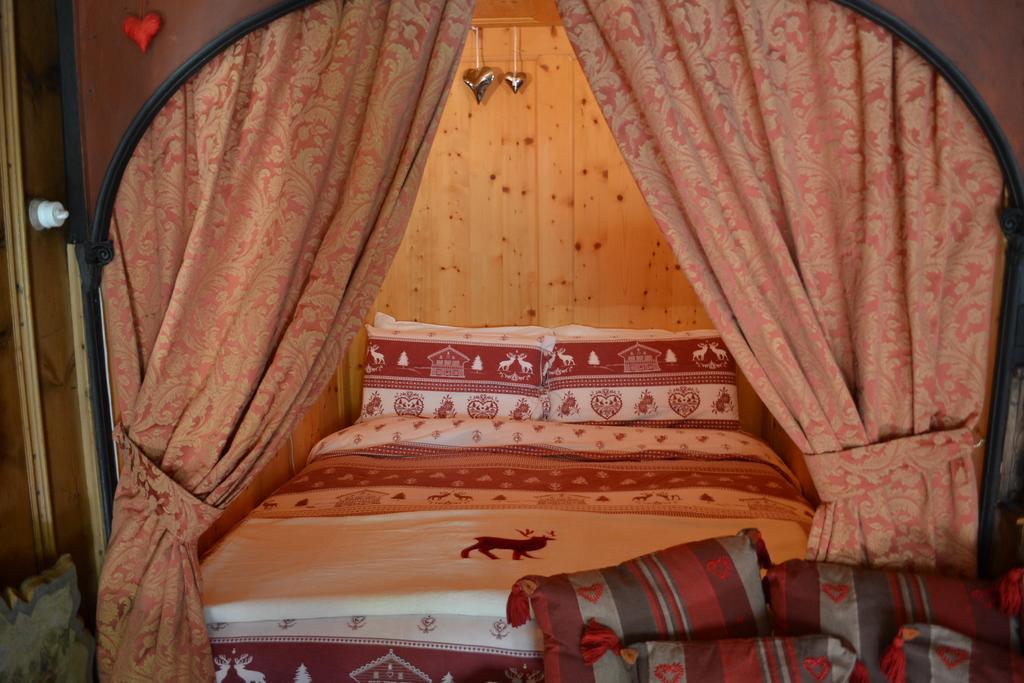 كاستيلو-مولينا دي فيم B&B La Tana Dell'Orso - Die Baerenhoehle المظهر الخارجي الصورة